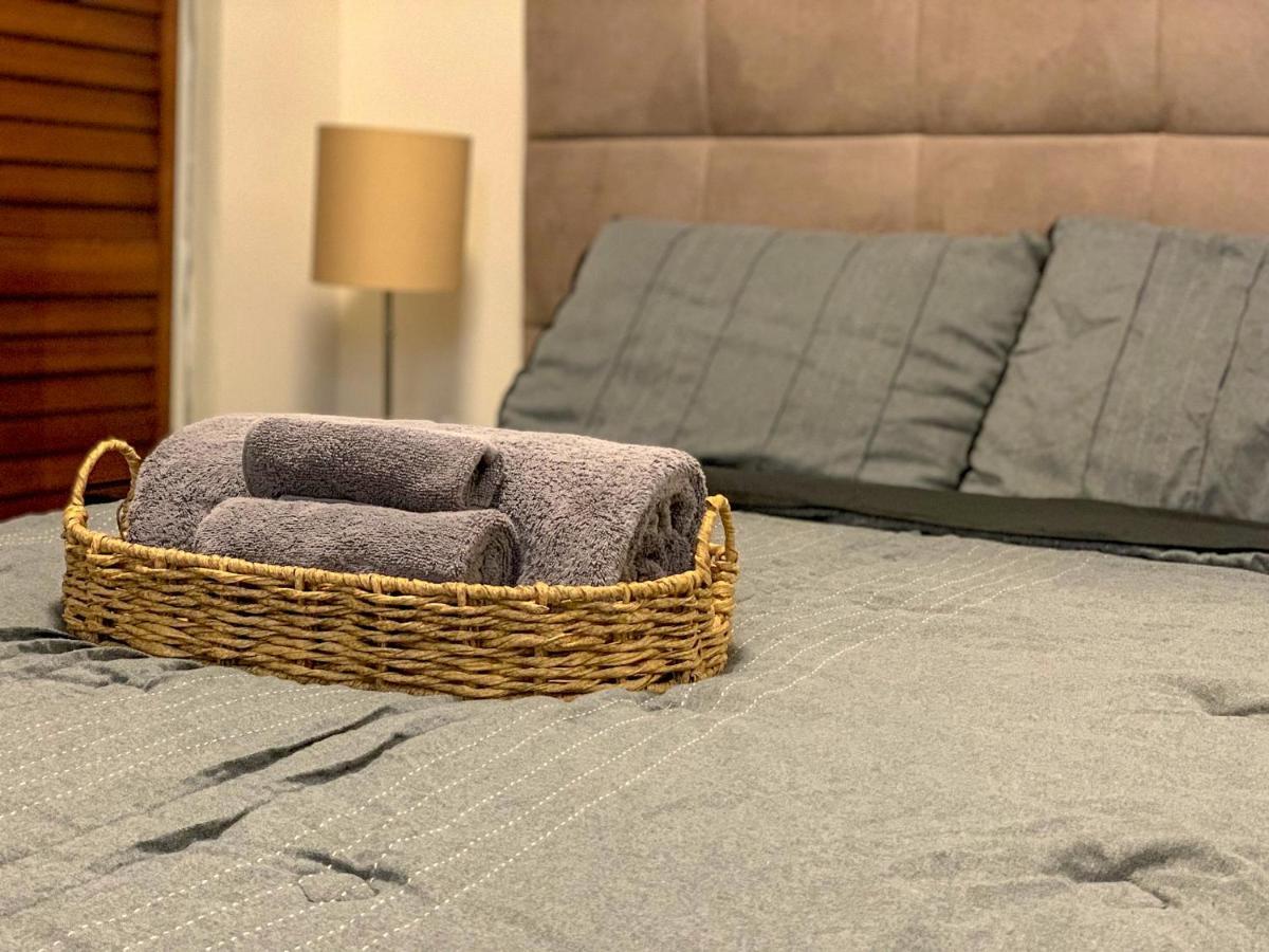 Cozy Studio Retreat With Private Parking And Free Laundry Ponce Exterior foto
